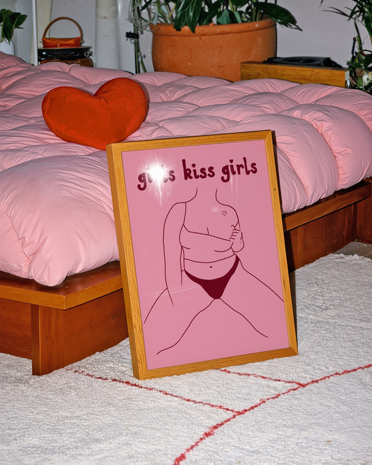 Girls Kiss Girls